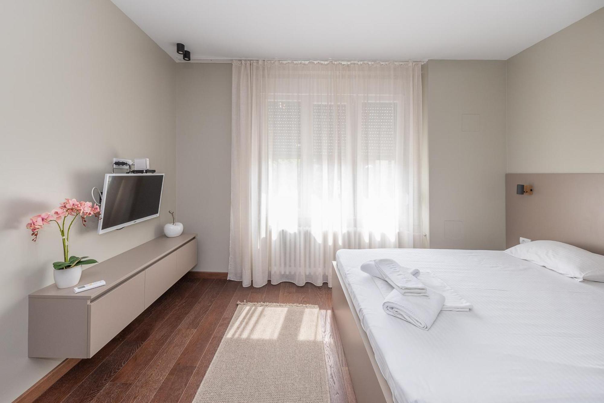 Garni Hotel Mediteraneo Novi Sad Exteriér fotografie